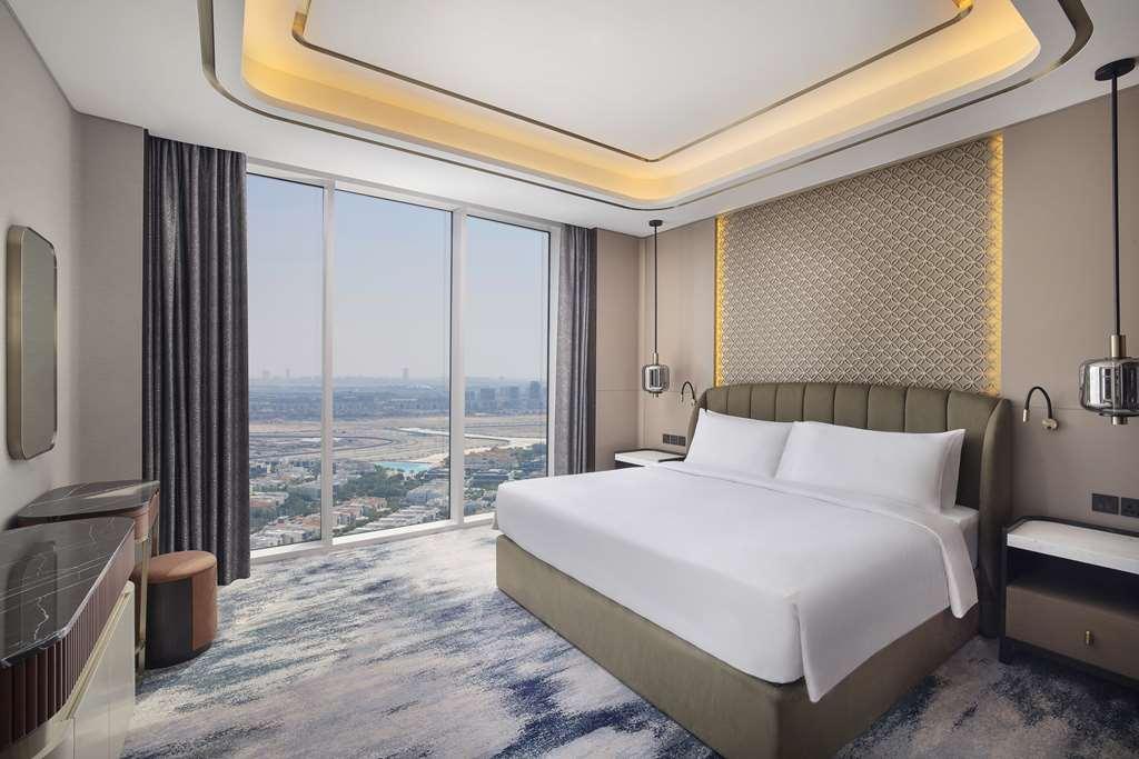Embassy Suites By Hilton Dubai Business Bay Ruang foto
