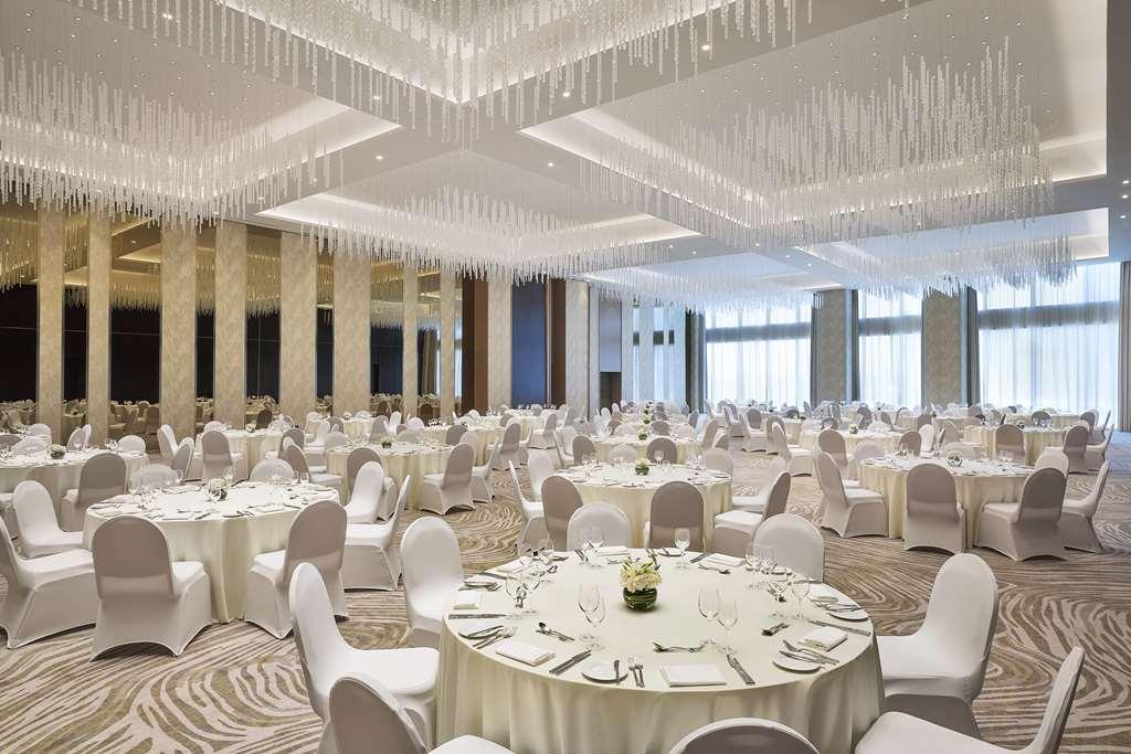 Embassy Suites By Hilton Dubai Business Bay Fasilitas foto